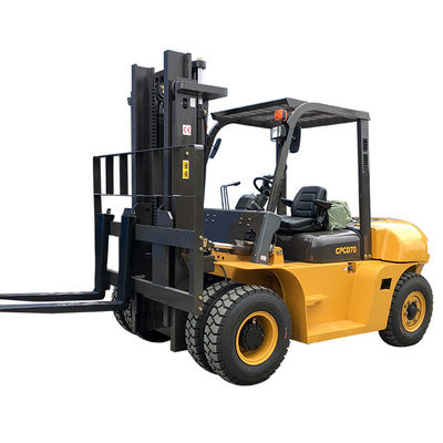 Automatische Haven Forklifts van de de Motor Gele Kleur van 7 Tonisuzu Draaiende Straal 2240mm